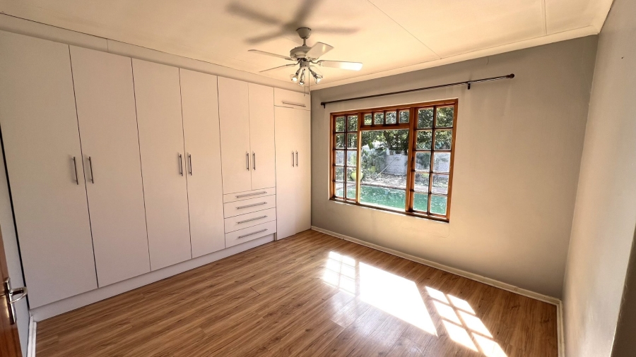 3 Bedroom Property for Sale in Langenhovenpark Free State